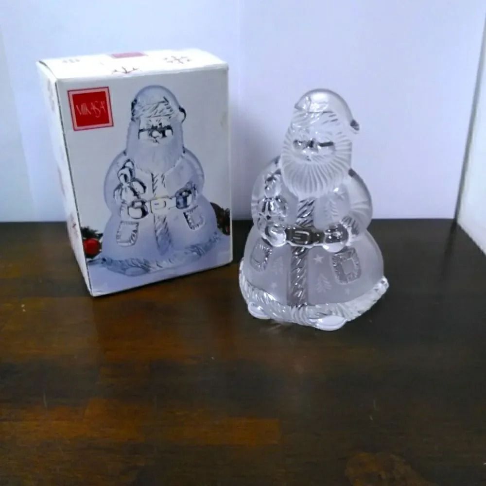 Mikasa Santa's Glow candle holder